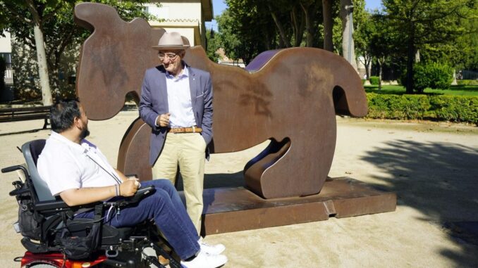 El-parque-de-La-Canada-acoge-la-monumental-exposicion-del-artista-Juan-Mejica