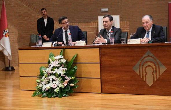 El-Gobierno-regional-sacara-el-lunes-a-consulta-publica-la-nueva-Ley-del-Consejo-Social-de-la-Universidad-de-Castilla-La-Mancha