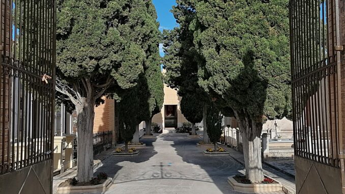 Descienden-a-98-las-inhumaciones-en-2023-similar-al-ano-2019