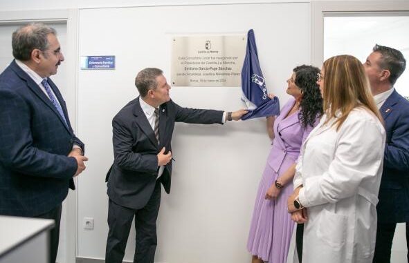 El-Gobierno-regional-apuesta-por-dotar-de-mas-medios-tecnologicos-a-los-profesionales-de-Atencion-Primaria