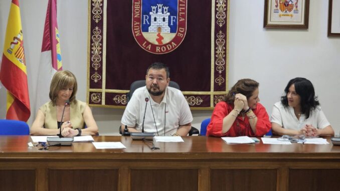 El-pleno-aprueba-la-modificacion-del-reglamento-de-la-Residencia-Municipal-para-adaptarlo-a-la-ley