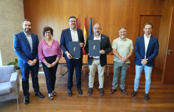 El-Gobierno-regional-y-la-Universidad-de-Castilla-La-Mancha-impulsaran-la-innovacion-educativa-y-el-aprendizaje-servicio-en-centros-docentes-no-universitarios