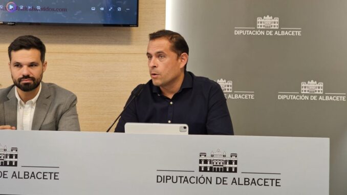Mikel-Izal-y-Sidonie-primeras-confirmaciones-para-el-Festival-de-los-Sentidos