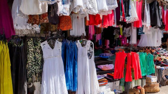 El-Mercadillo-de-esta-semana-se-celebrara-en-su-dia-viernes-6-de-diciembre
