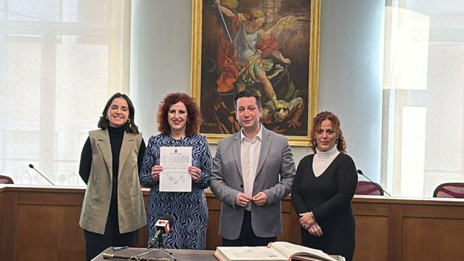Cati-Agullo-asciende-a-Administrativa-tras-superar-el-proceso-selectivo-de-promocion-interna