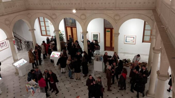 Mas-de-1.600-visitas-recibio-la-Exposicion-itinerante-de-la-VII-Bienal-Internacional-de-Caudete-2024