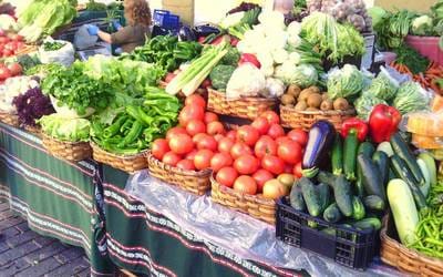 El-mercadillo-semanal-se-realizara-en-Jueves-Santo