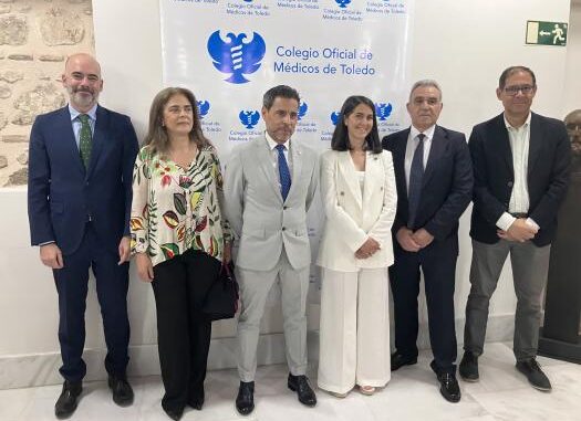 El-Gobierno-region-y-el-Colegio-de-Medicos-de-Toledo-comparten-el-proposito-de-avanzar-en-el-desarrollo-profesional-de-la-Medicina
