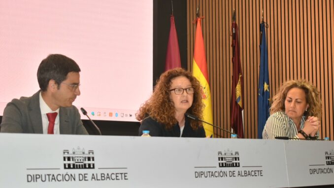 Profesionales-de-la-administracion-local-actualizan-y-amplian-su-formacion-en-torno-al-control-financiero-de-los-Fondos-Europeos-de-la-mano-de-la-Diputacion-de-Albacete-y-el-INAP