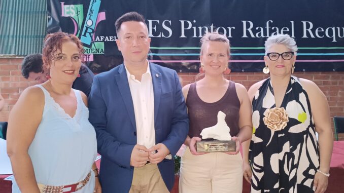 El-Gobierno-Municipal-presente-en-la-graduacion-de-113-alumnos-de-4oESO-y-Ciclos-del-IES-Pintor-Rafael-Requena