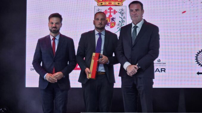 La-Diputacion-de-Albacete-acompana-a-AJE-en-la-XXIII-edicion-de-sus-Premios-que-han-distinguido-a-Jesus-Eloy-Iniguez-Taperia-Da-Vinci-Casas-Ibanez-como-Joven-Empresario-2025
