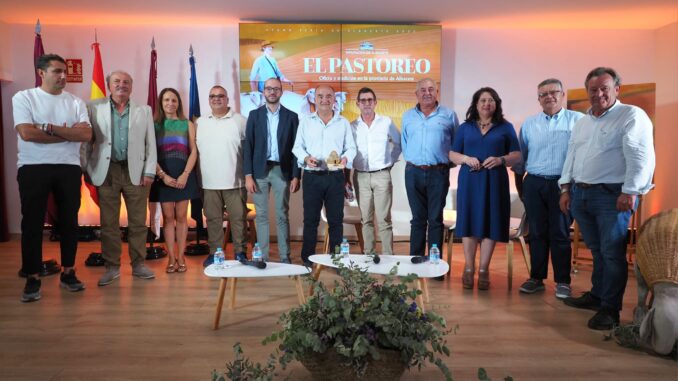 ‘El-Pastoreo-en-Villarrobledo-desde-el-stand-de-la-Diputacion-en-la-Feria-de-Albacete-pone-de-manifiesto-la-transformacion-del-oficio