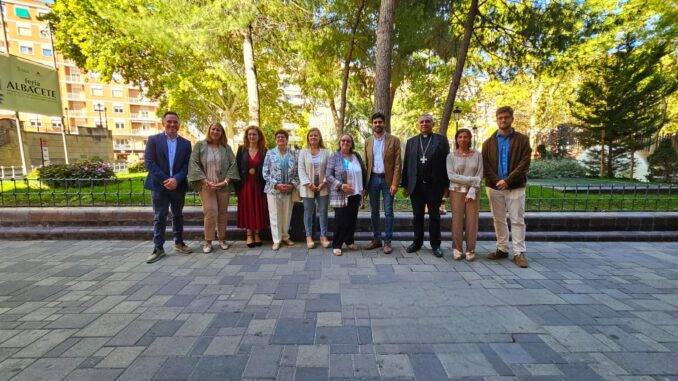 La-Diputacion-de-Albacete-se-suma-a-la-conmemoracion-del-50o-aniversario-de-la-Asociacion-de-Viudas-en-la-Asamblea-Regional-celebrada-en-Albacete