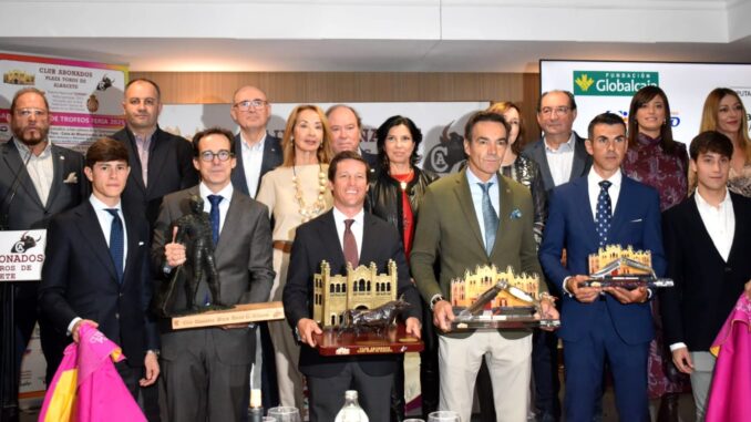 La-Diputacion-acompana-al-Club-de-Abonados-de-la-Plaza-de-Toros-en-la-entrega-de-los-Trofeos-Feria-de-Albacete-2025