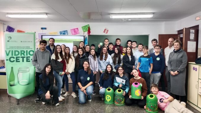 Ecovidrio-y-el-Consorcio-Provincial-de-Medio-Ambiente-de-Albacete-lanzan-la-campana-‘Vidriocete-para-impulsar-el-reciclaje-de-envases-de-vidrio-en-la-provincia