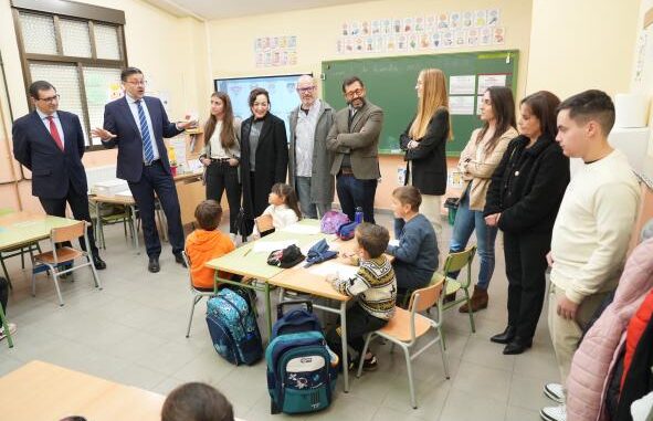 El-Gobierno-regional-triplica-el-presupuesto-destinado-a-inclusion-educativa-en-2026-con-respecto-a-2015-contando-con-4.174-profesionales-en-esta-materia