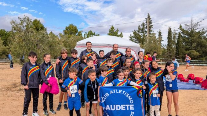 Exito-rotundo-de-los-atletas-de-las-Escuelas-Deportivas-Municipales-de-Caudete-en-el-Campeonato-Provincial-Escolar-de-Campo-a-Traves