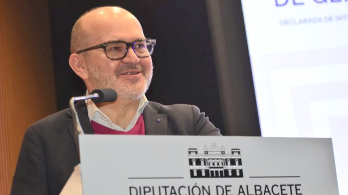 El-diputado-de-Sanidad-subraya-el-compromiso-de-la-Diputacion-de-Albacete-en-la-lucha-contra-la-violencia-de-genero-en-la-adolescencia-durante-la-II-Jornada-de-SATSE
