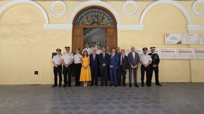 Cabanero-subraya-en-Almansa-que-acercar-los-servicios-publicos-tambien-es-garantizar-derechos-de-ciudadania