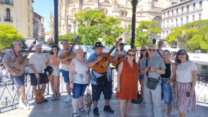 La-Ronda-de-Los-Llanos-lleva-el-folclore-de-la-provincia-de-Albacete-a-la-42a-edicion-de-Folk-Segovia-con-el-respaldo-de-la-Diputacion