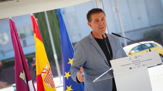 Cabanero-celebra-la-ampliacion-del-Parque-Cientifico-y-Tecnologico-como-la-ampliacion-de-un-exito-que-garantiza-el-derecho-a-tener-un-buen-futuro-cerca-de-casa